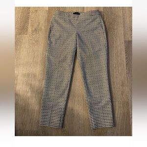 Talbots Chatham Petites Size 2P Black and White Houndstooth  Ankle Trousers